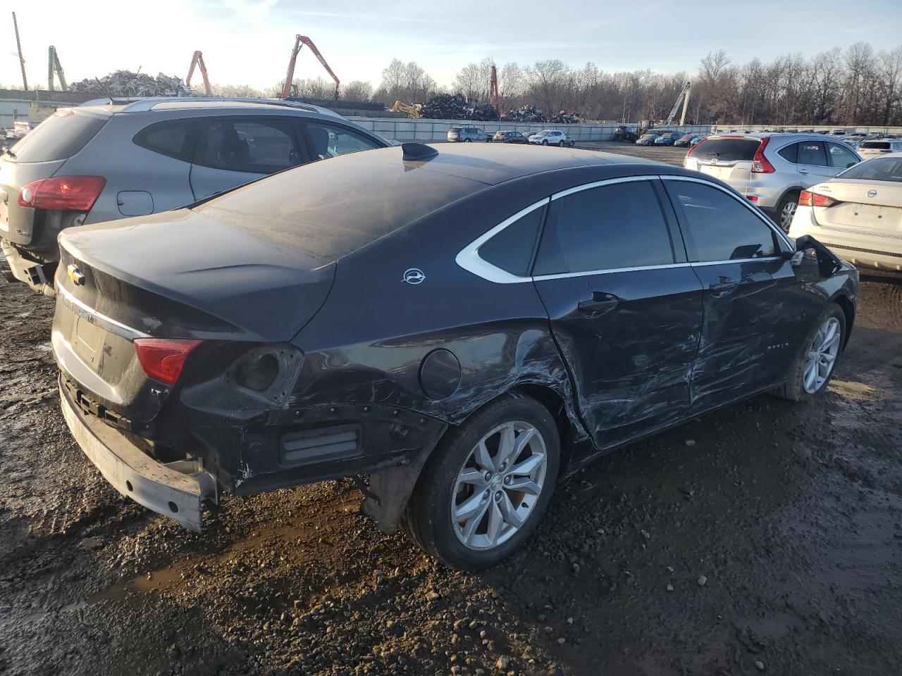 2017 Chevrolet Impala Lt - Image 3