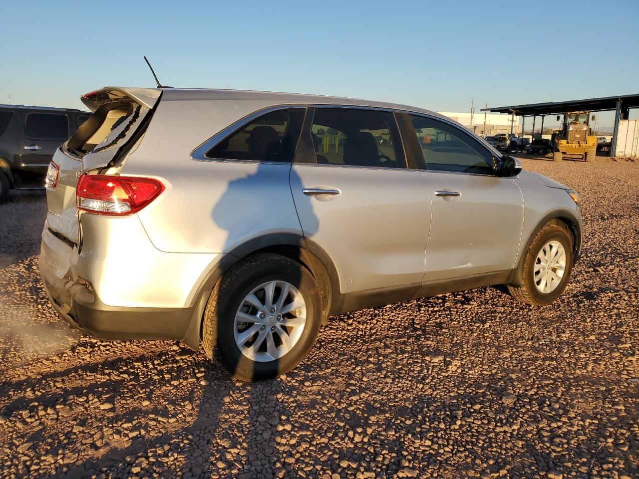 2016 Kia Sorento Lx - Фото 3