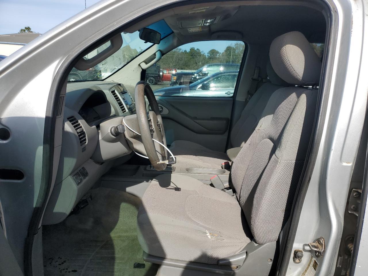 2014 Nissan Frontier S - Image 7