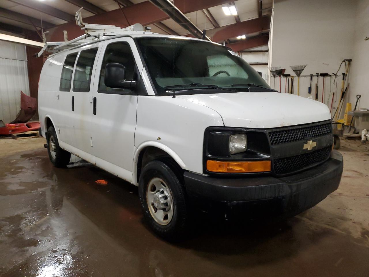 2013 Chevrolet Express G2500 - Image 4