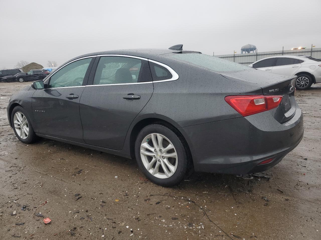 2017 Chevrolet Malibu Lt - Фото 2