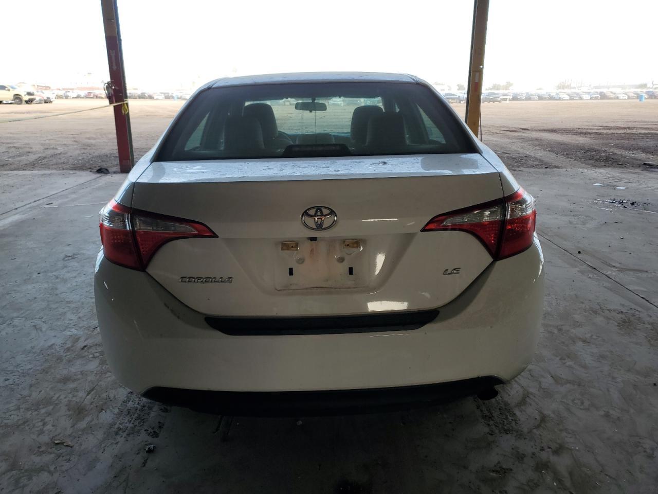 2015 Toyota Corolla L - Фото 6