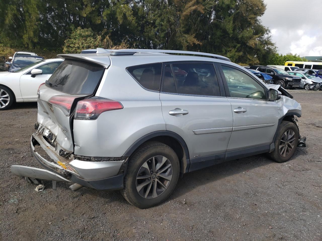 2016 Toyota Rav4 Hv Xle - Фото 3