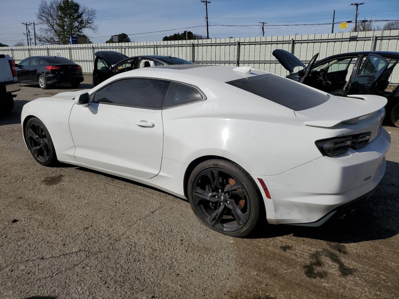 2019 Chevrolet Camaro Ss - Image 2