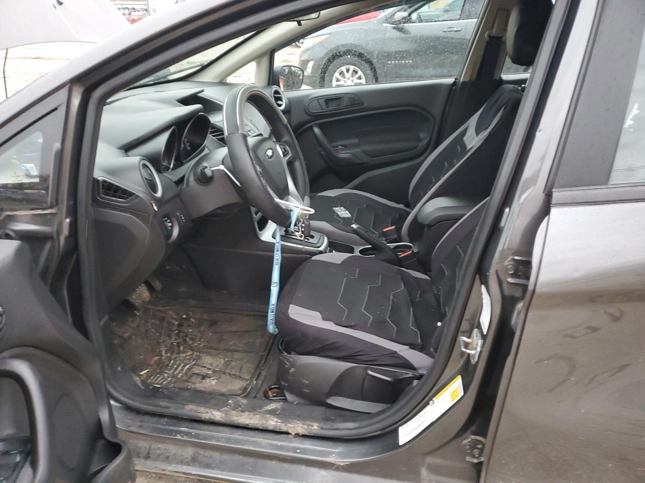 2017 Ford Fiesta Se - Фото 7