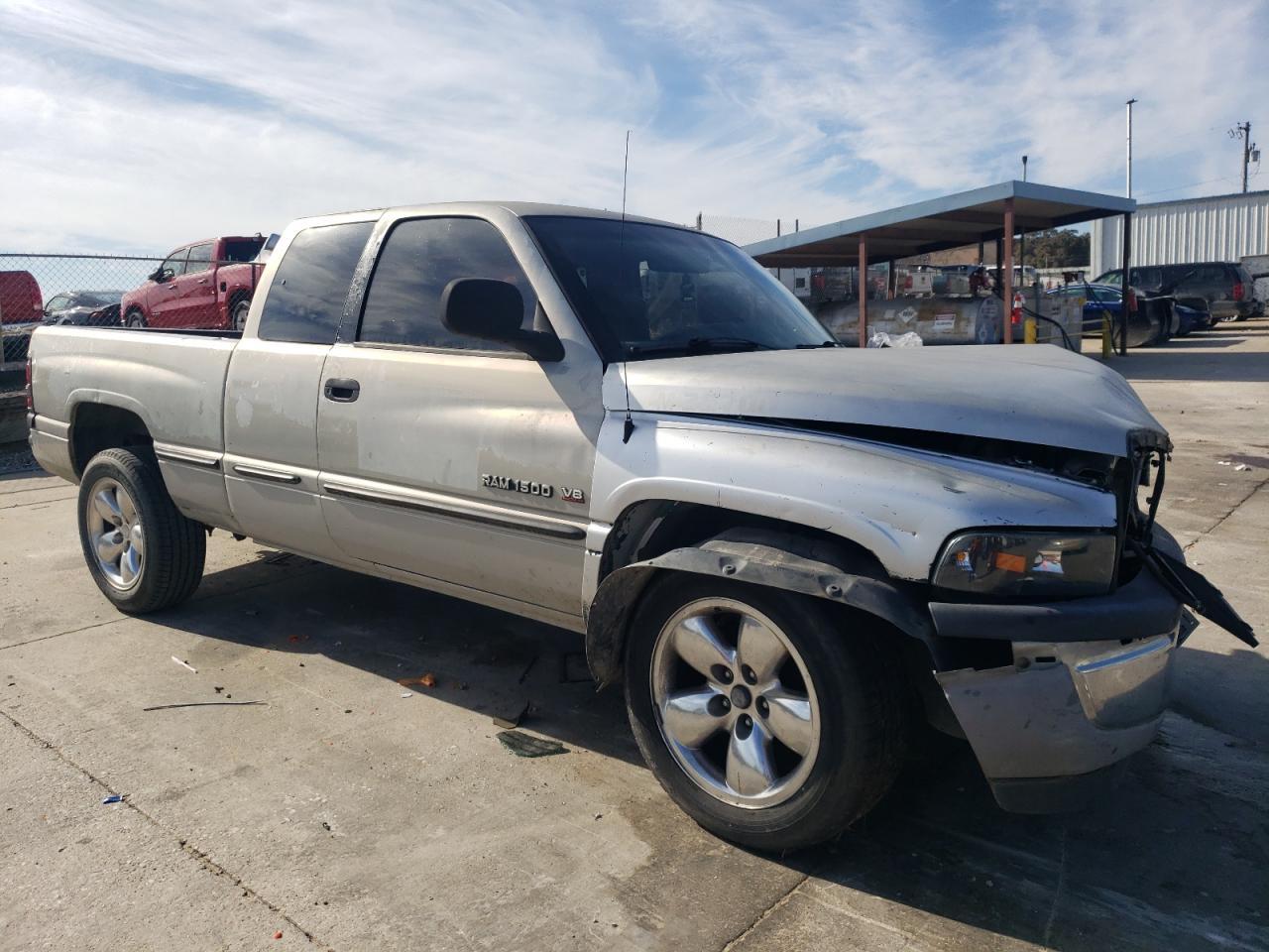 1999 Dodge Ram 1500 - Фото 4