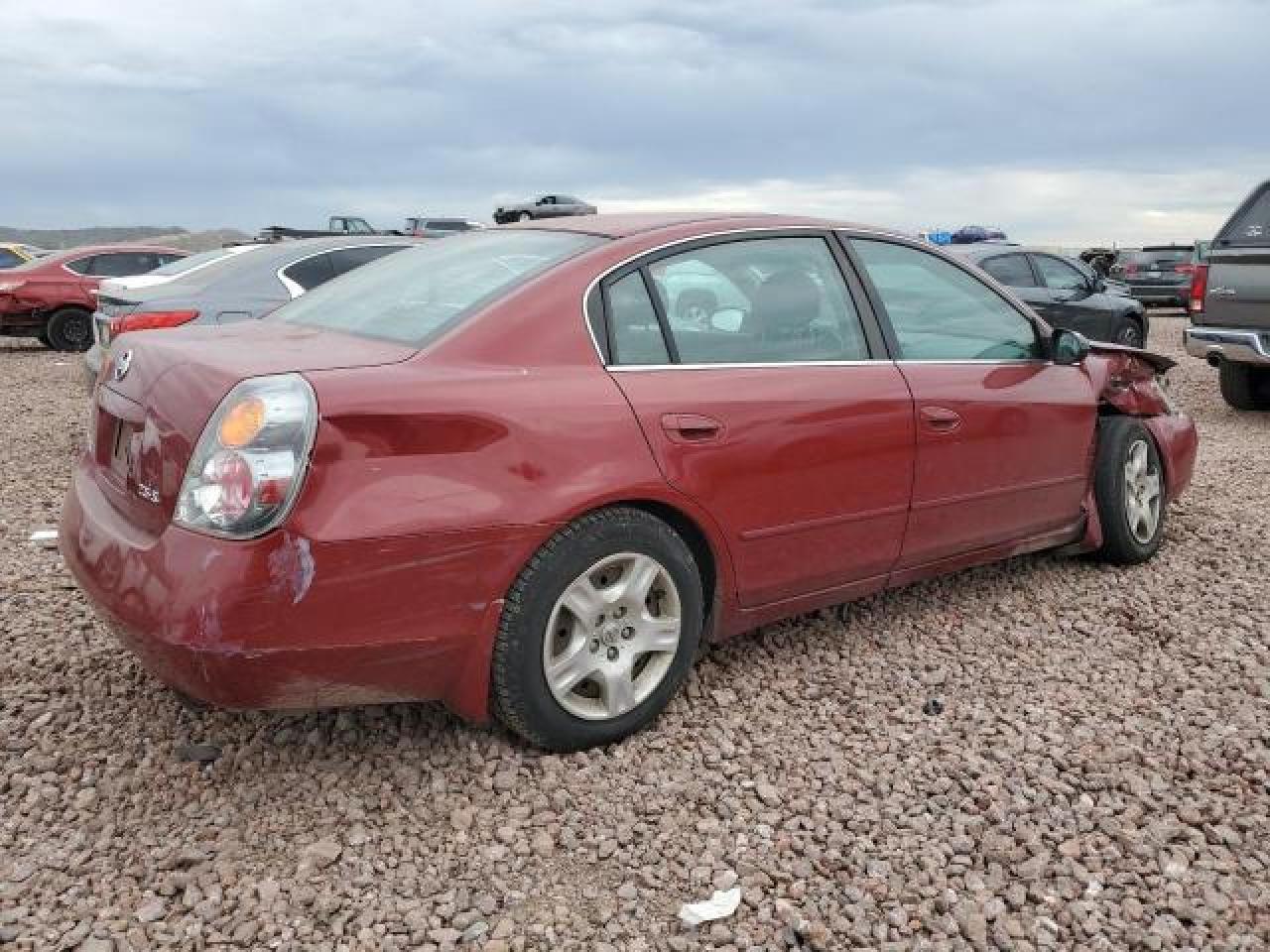 2004 Nissan Altima Base - Фото 3