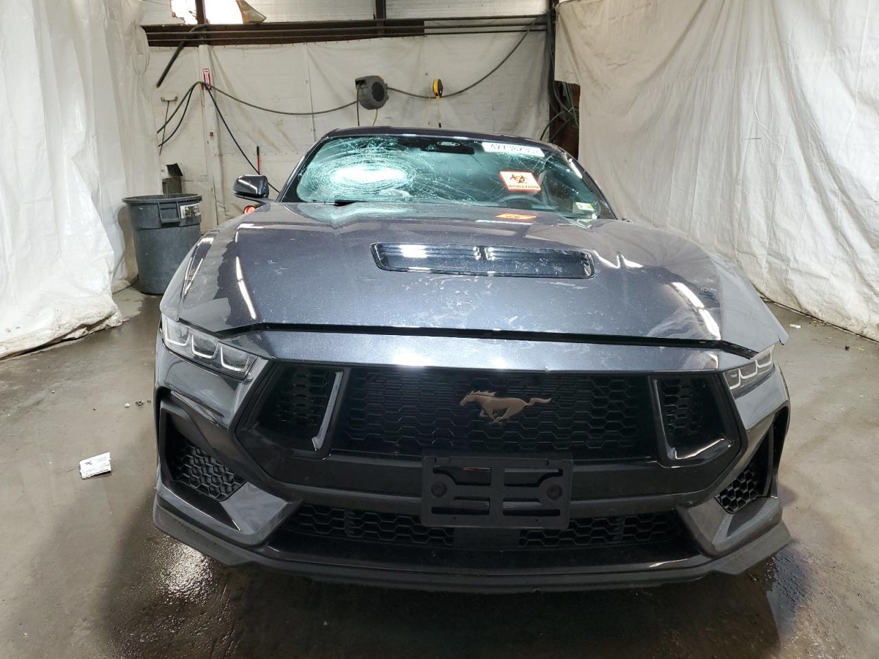 2024 Ford Mustang Gt - Фото 5