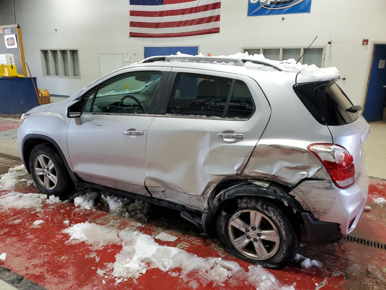 2018 Chevrolet Trax 1Lt - Image 2