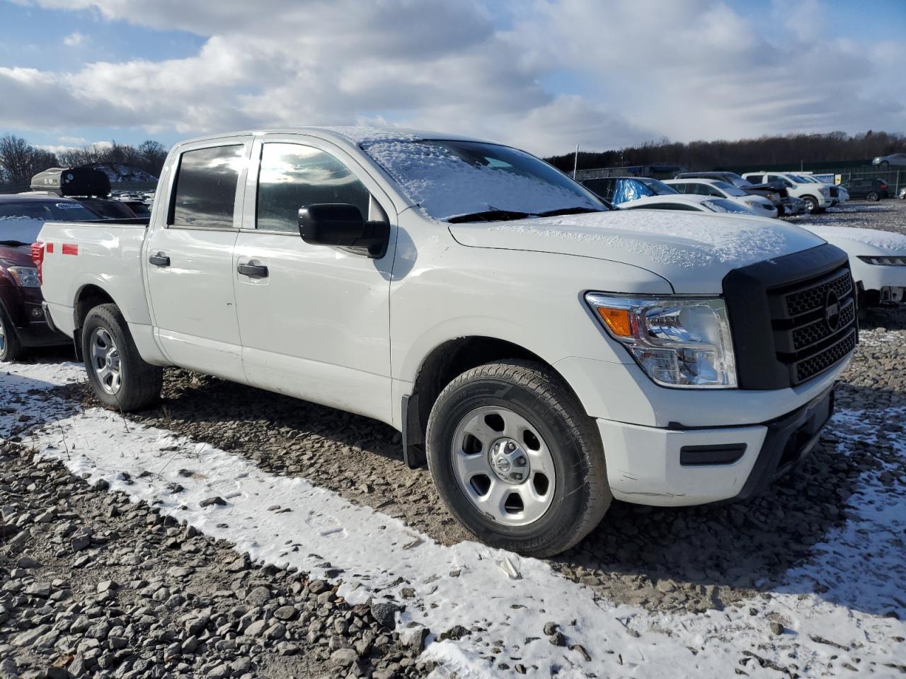 2022 Nissan Titan S - Image 7