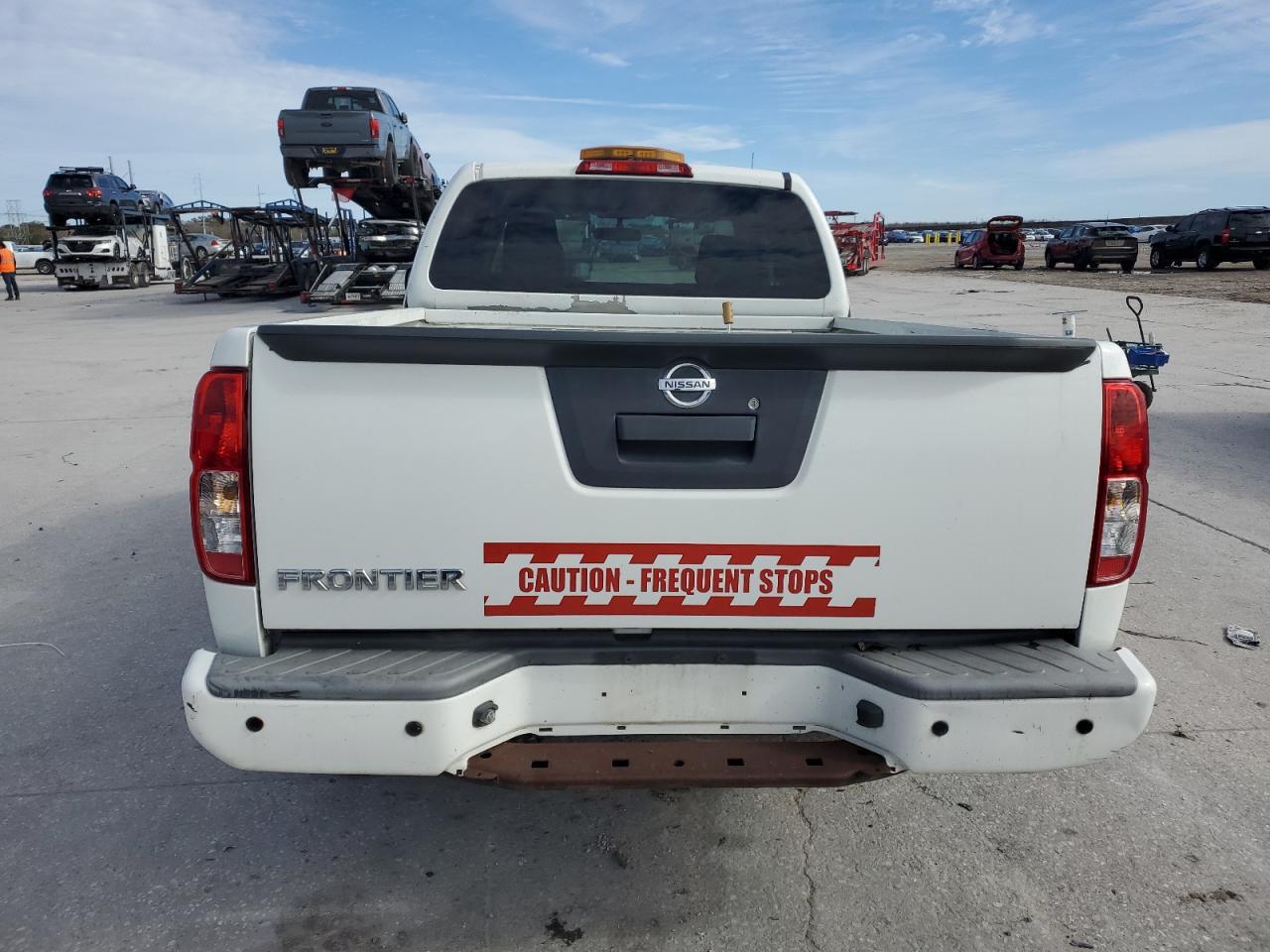 2017 Nissan Frontier S - Image 6