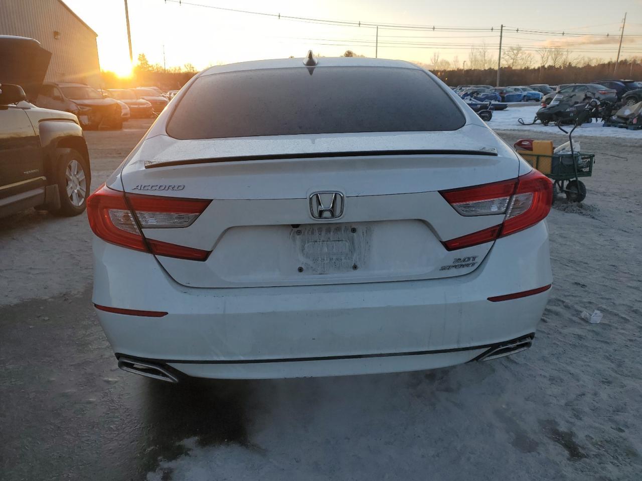 2021 Honda Accord Sport - Image 6
