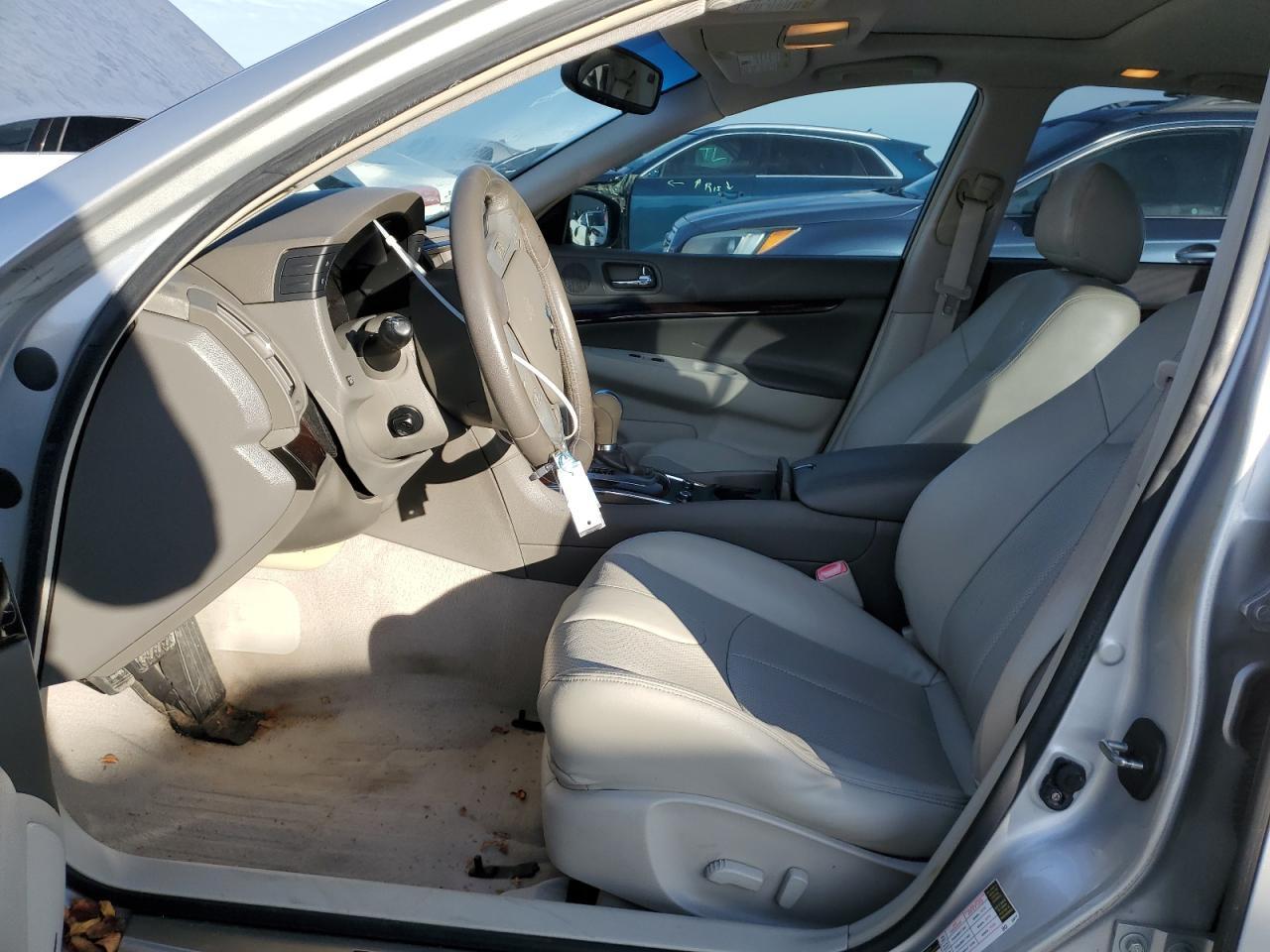 2010 Infiniti G37 Base - Фото 7