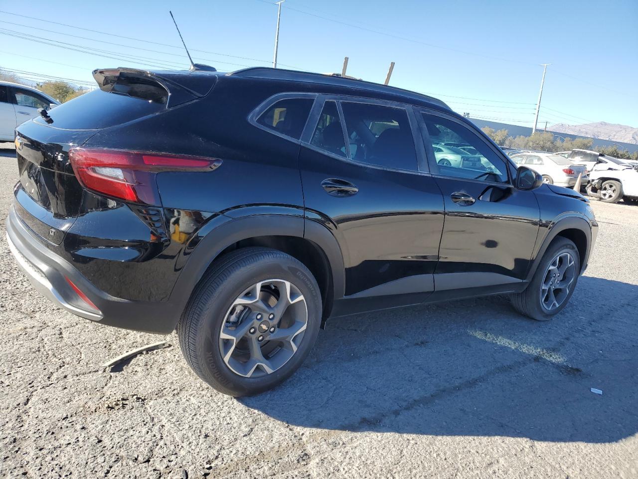 2025 Chevrolet Trax 1Lt - Фото 3