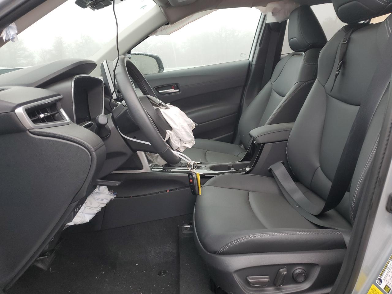 2023 Toyota Corolla Cross Xle - Фото 7