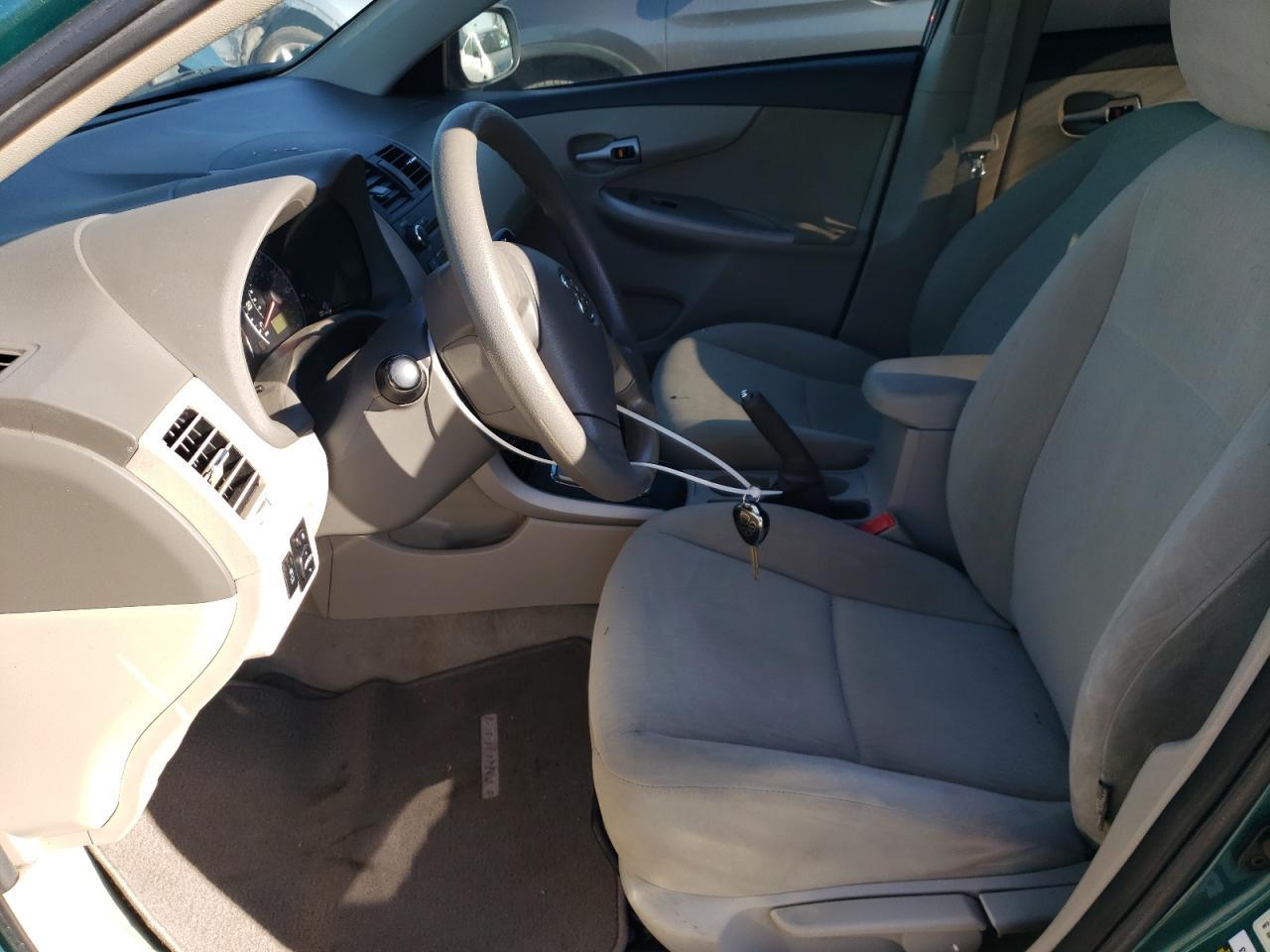 2010 Toyota Corolla Base - Фото 7