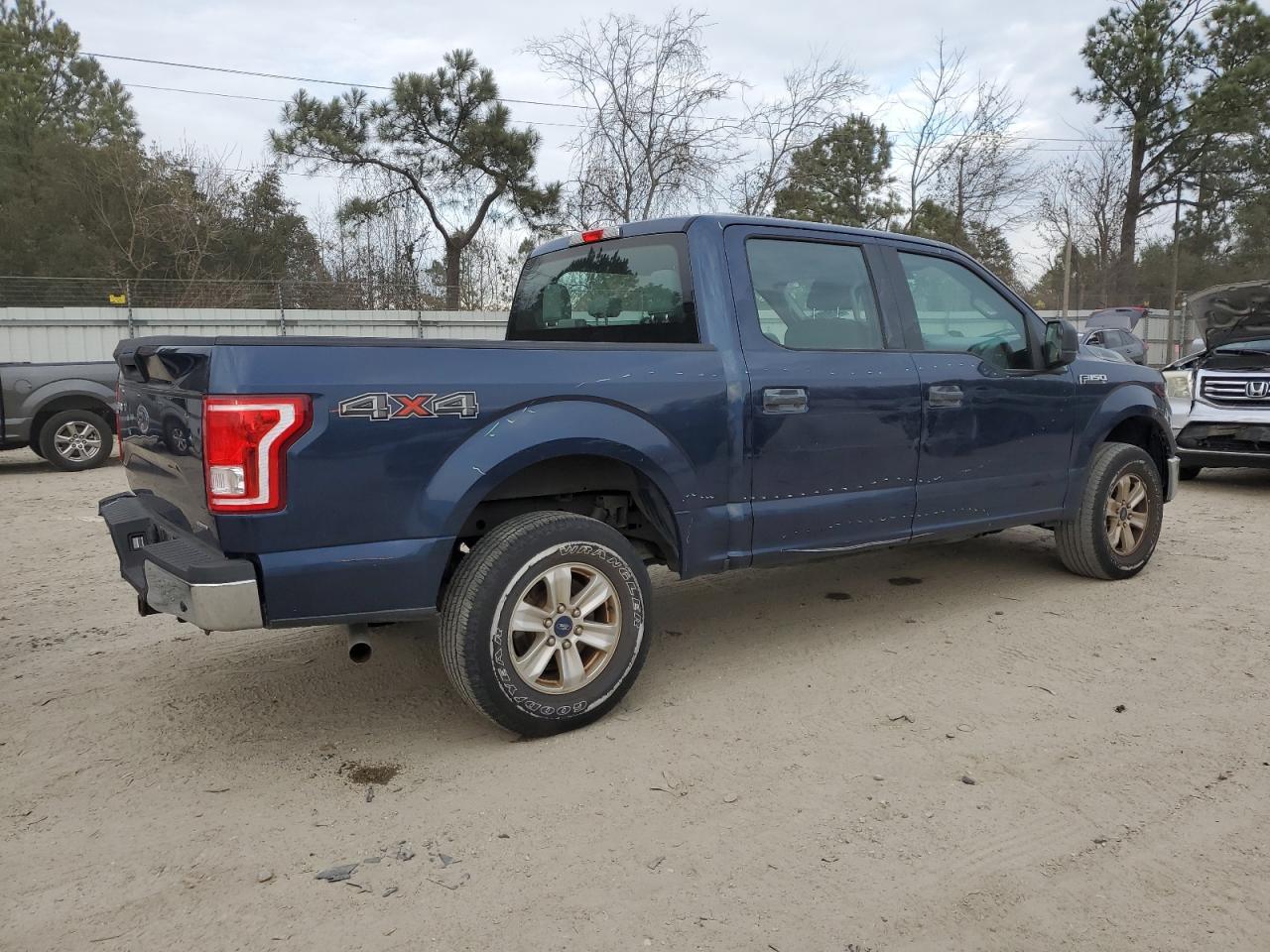 2015 Ford F150 Supercrew - Фото 3