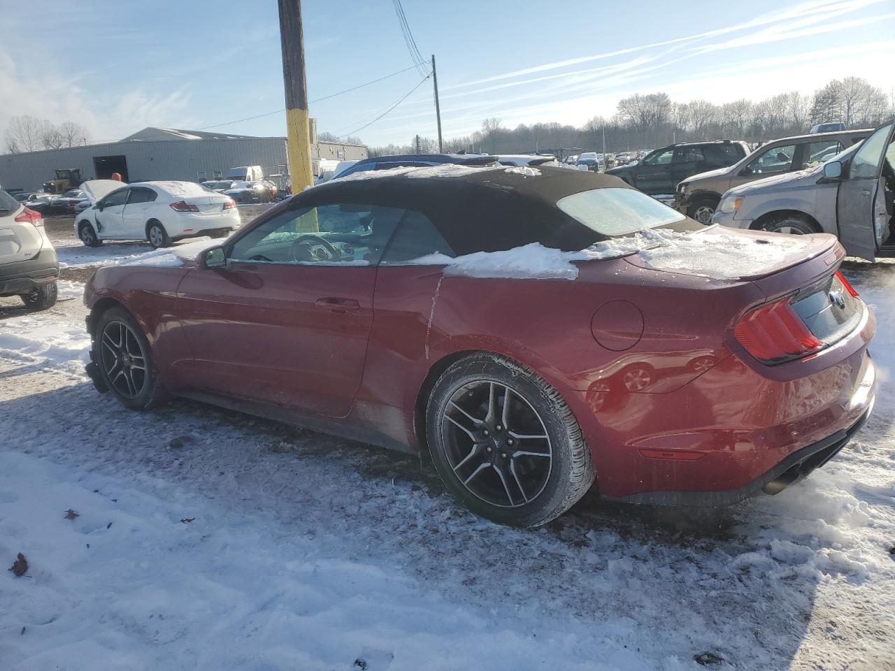 2019 Ford Mustang - Фото 2