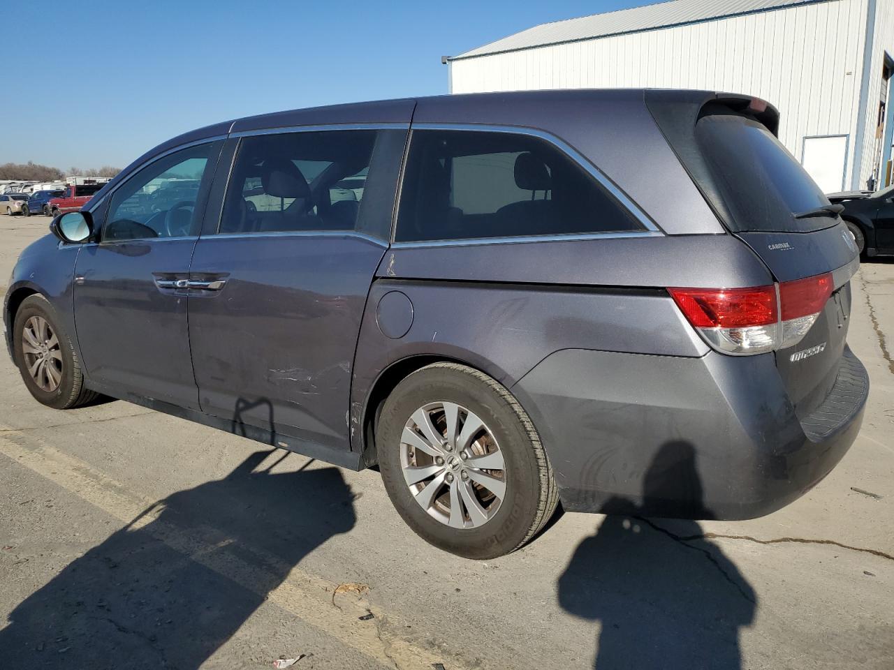 2015 Honda Odyssey Exl - Image 2