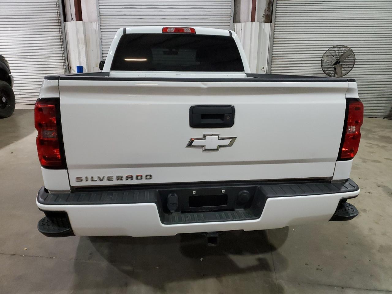 2017 Chevrolet Silverado C1500 Custom - Фото 6