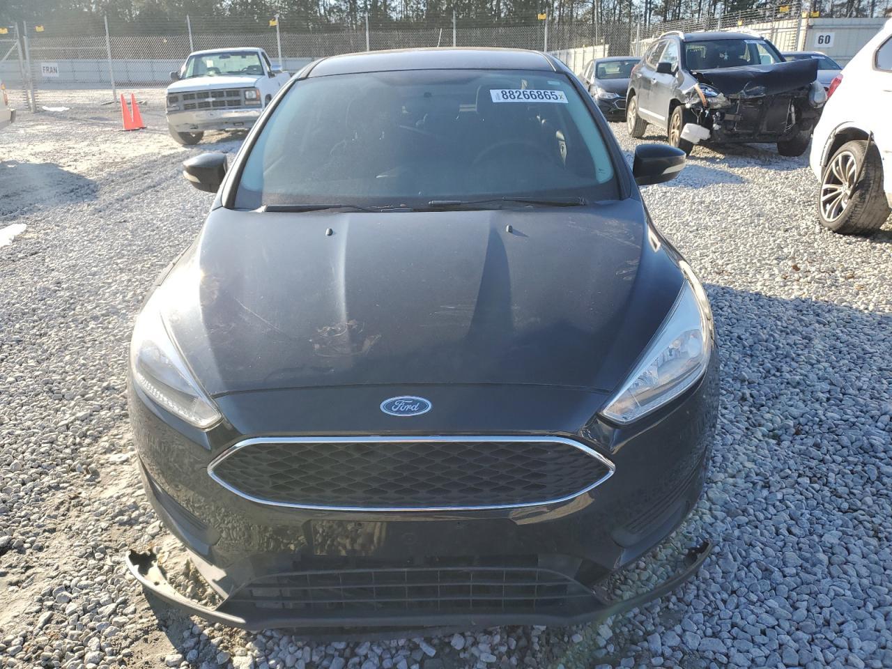 2017 Ford Focus Se - Фото 5