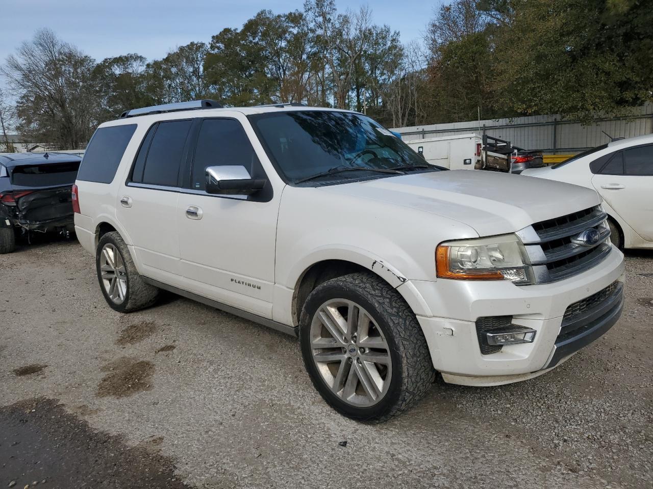 2015 Ford Expedition Platinum - Image 4