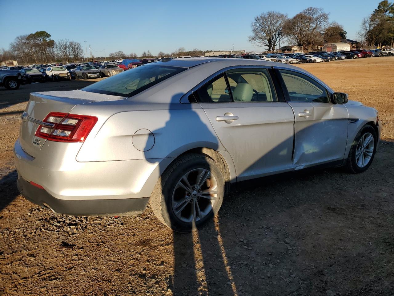 2016 Ford Taurus Sel - Фото 3