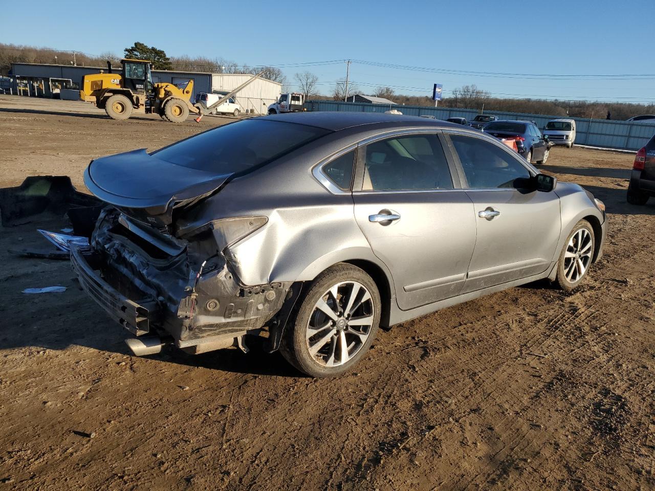 2016 Nissan Altima 2.5 - Фото 3