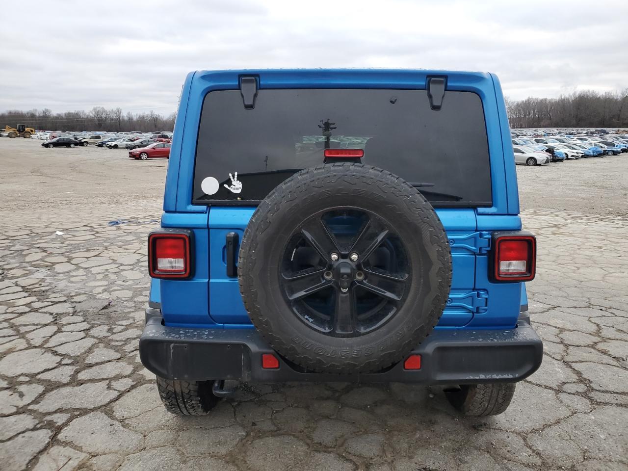 2022 Jeep Wrangler Unlimited Sahara - Image 6