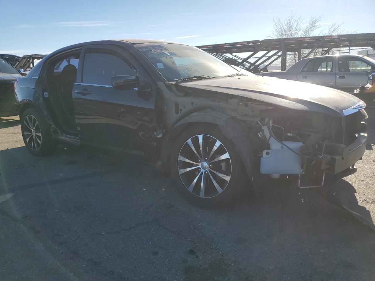 2014 Chrysler 200 Touring - Фото 4