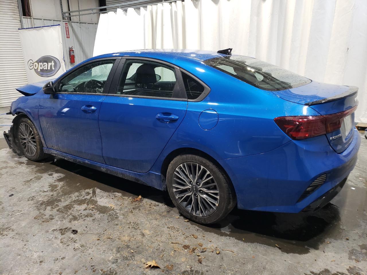 2023 Kia Forte Gt Line - Фото 2