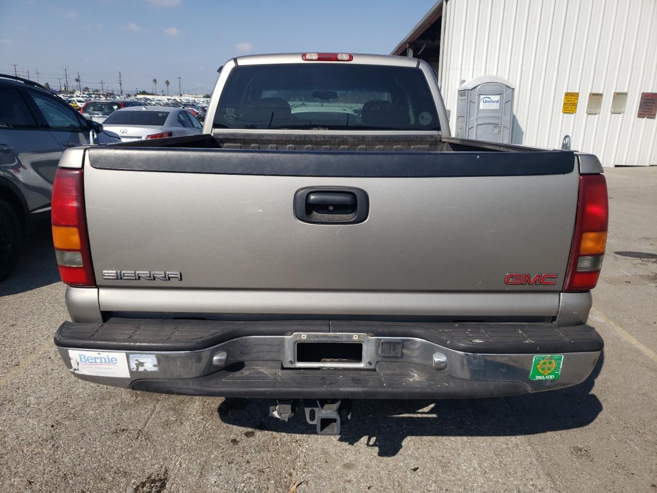 2000 GMC New Sierra C1500 - Фото 6