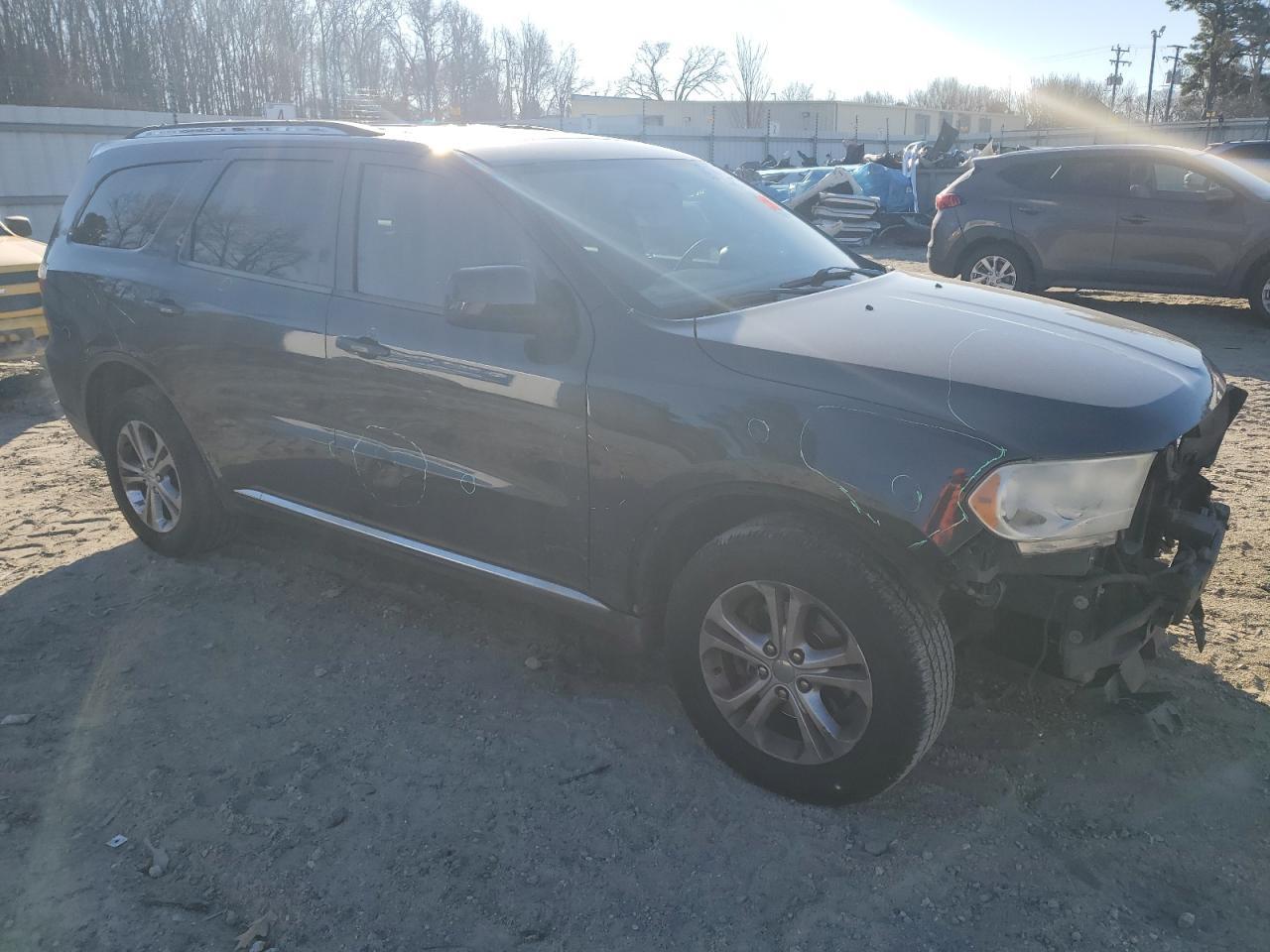 2013 Dodge Durango Sxt - Image 4