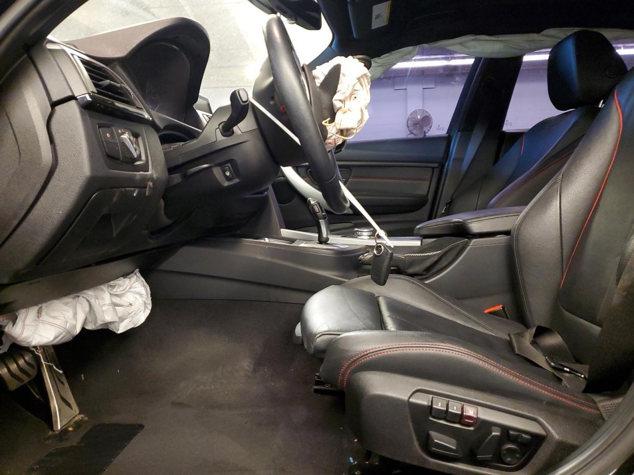 2014 BMW 335 Xi - Фото 7