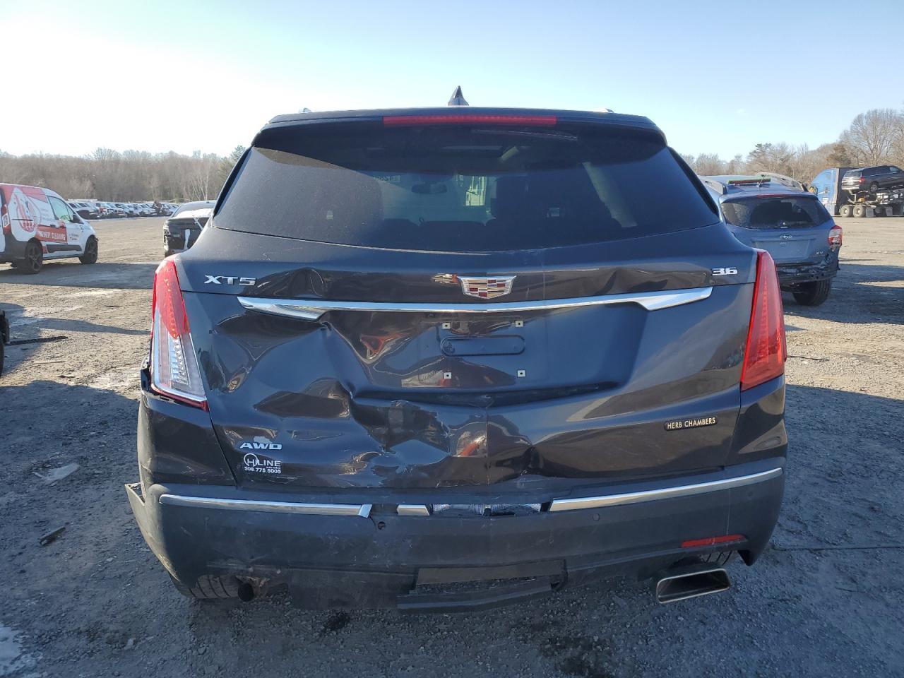 2017 Cadillac Xt5 Luxury - Фото 6