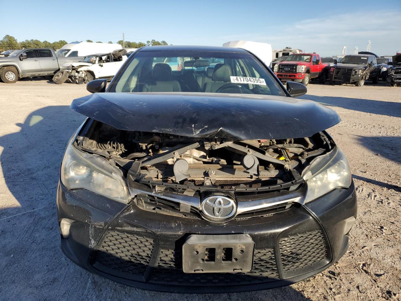 2015 Toyota Camry Le - Image 5