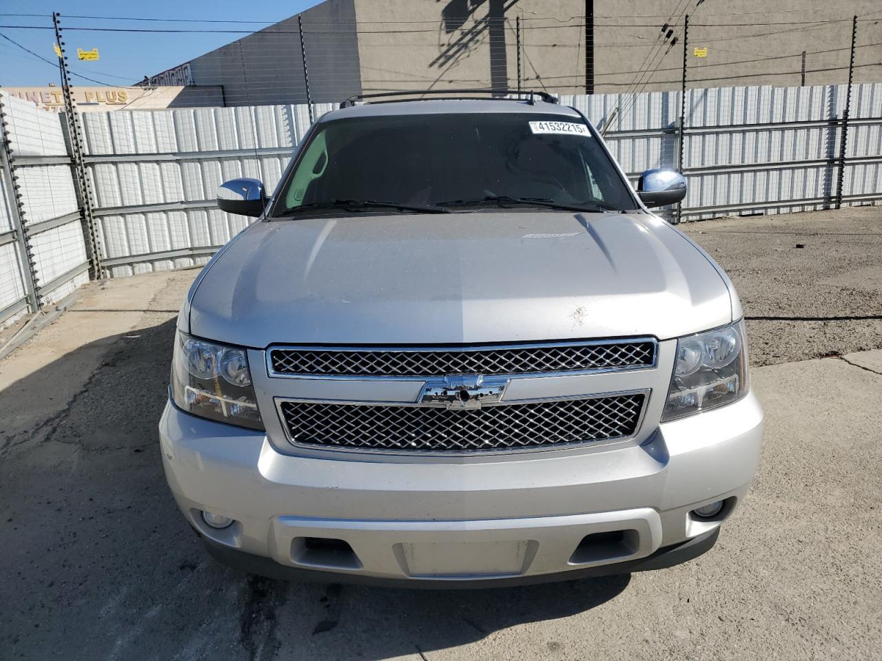 2011 Chevrolet Avalanche Ls - Фото 5