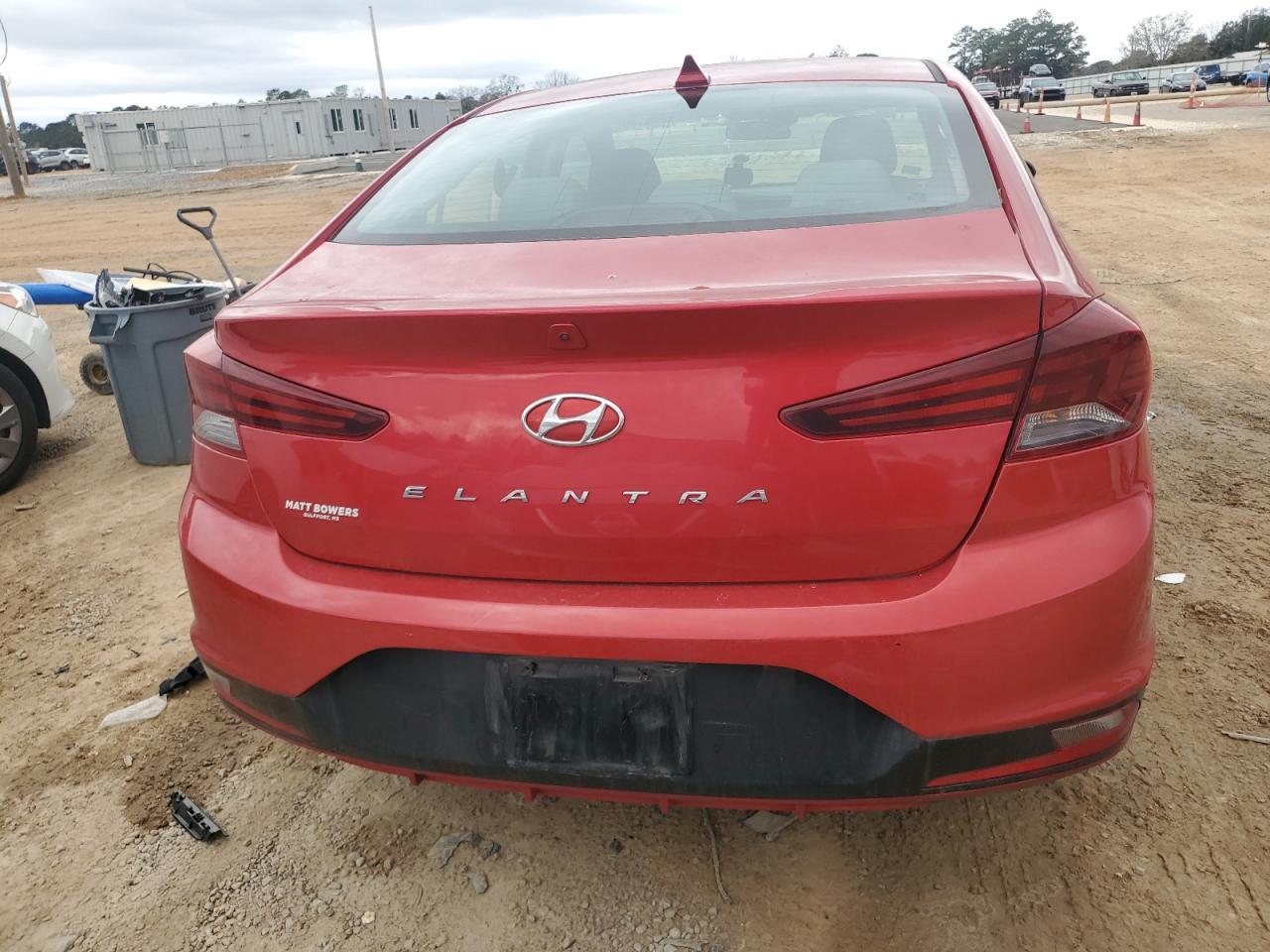 2020 Hyundai Elantra Sel - Фото 6