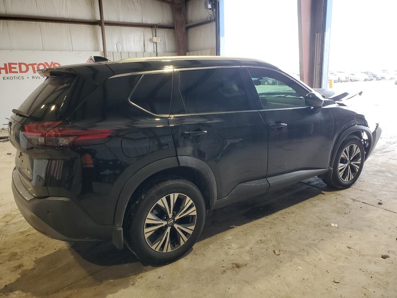 2021 Nissan Rogue Sv - Image 3