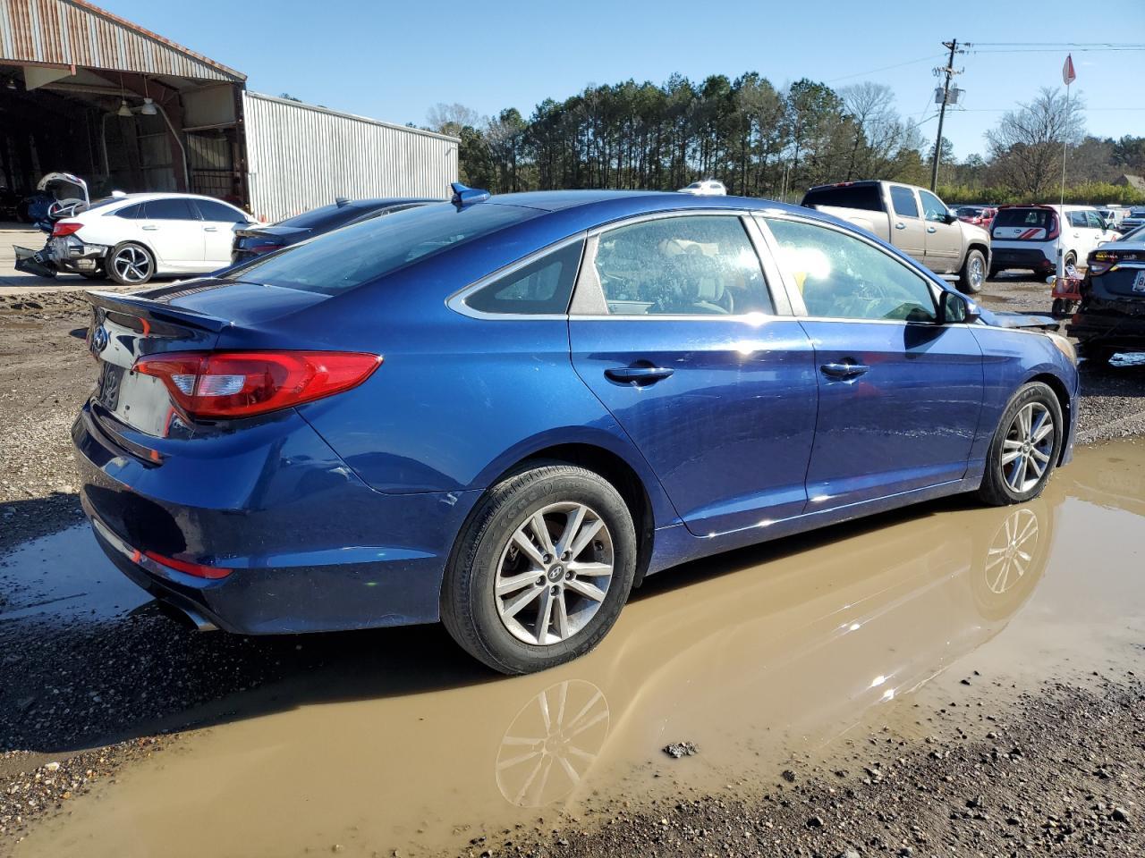 2017 Hyundai Sonata - Фото 3