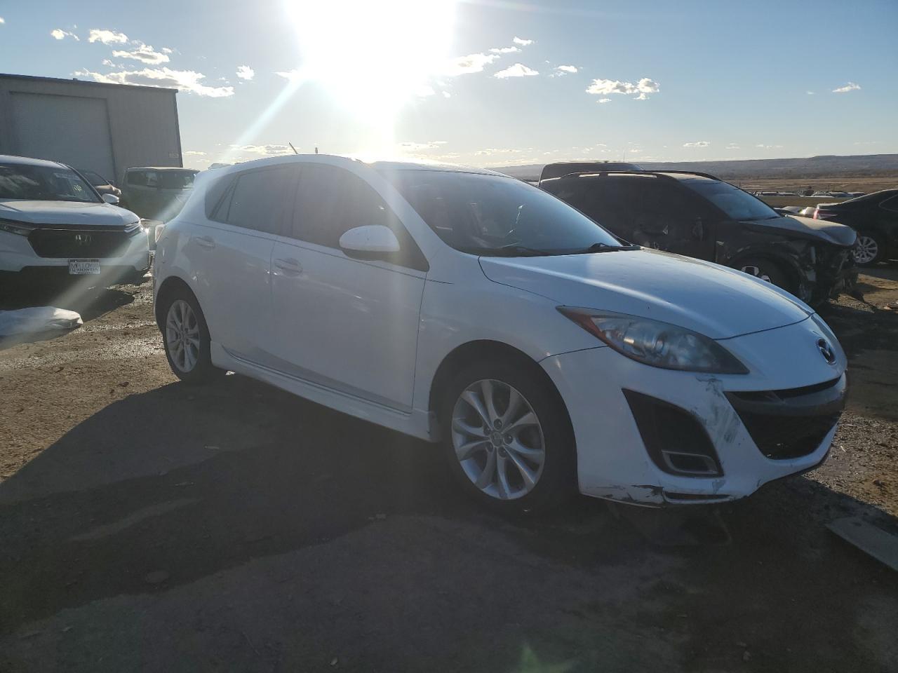 2011 Mazda 3 S - Image 4