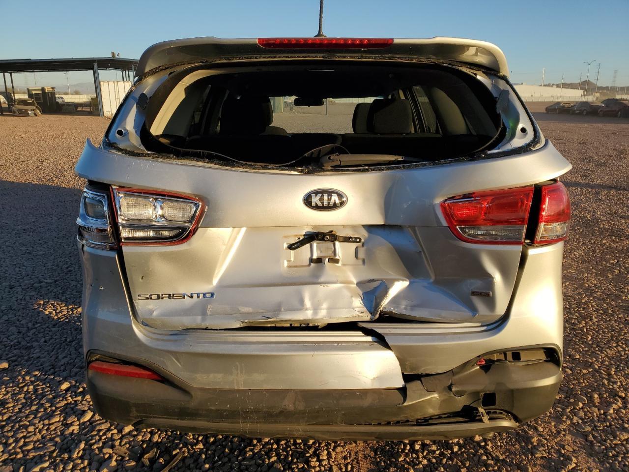 2016 Kia Sorento Lx - Фото 6