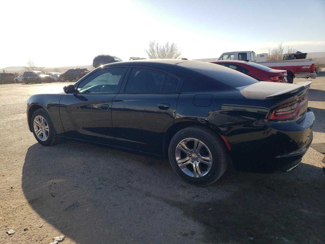 2016 Dodge Charger Se - Фото 2