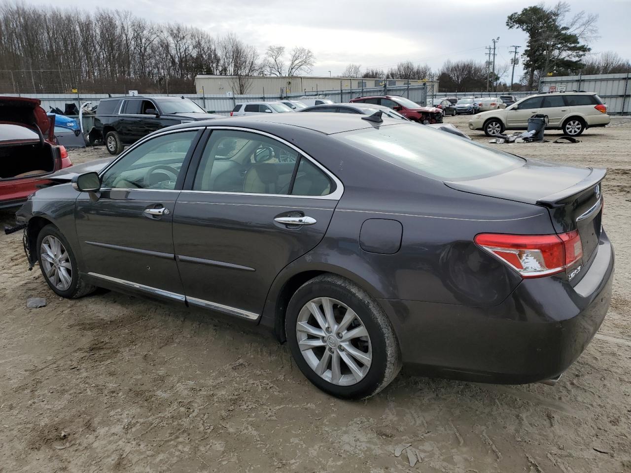 2010 Lexus Es 350 - Фото 2