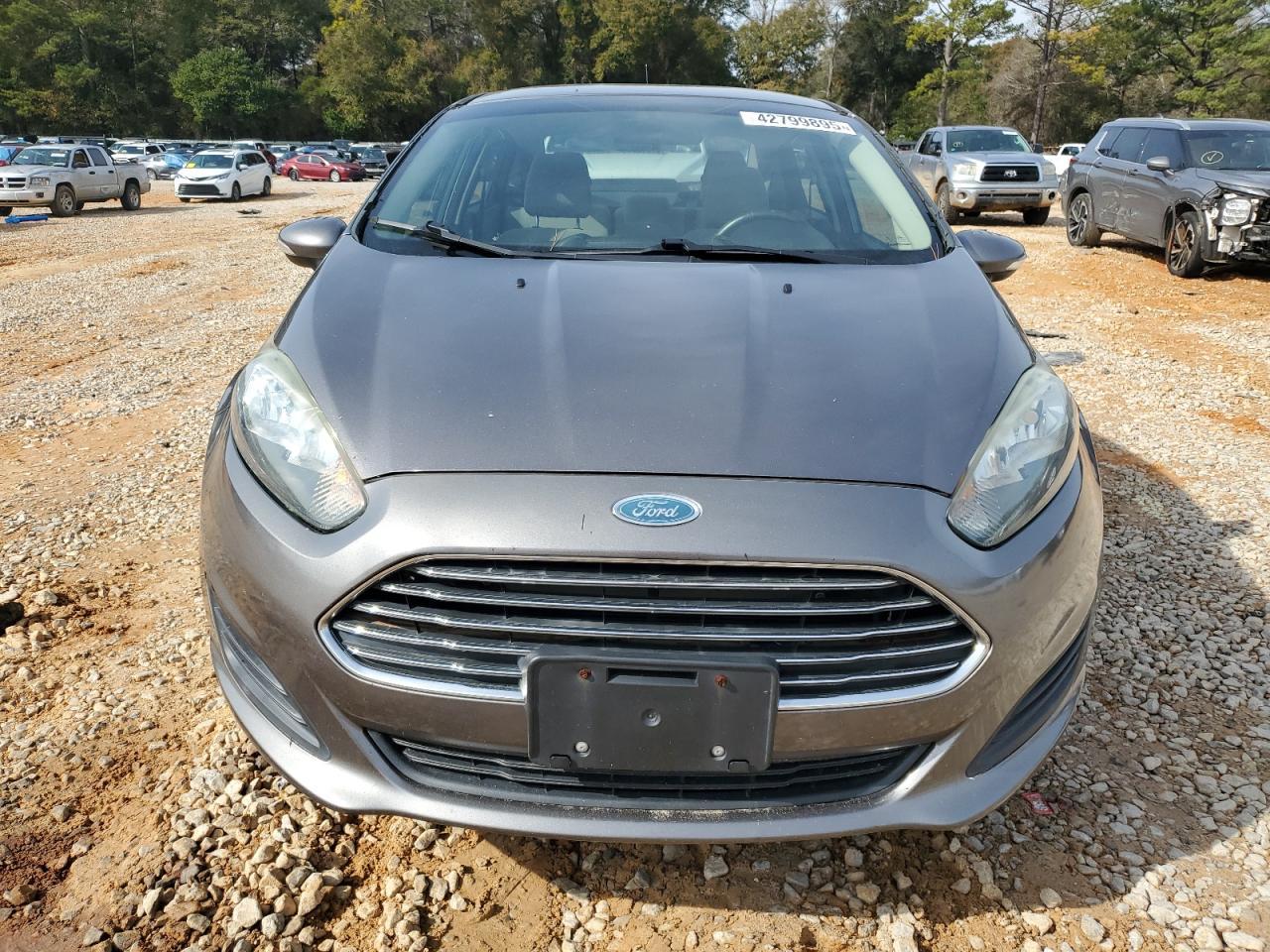 2014 Ford Fiesta Se - Фото 5