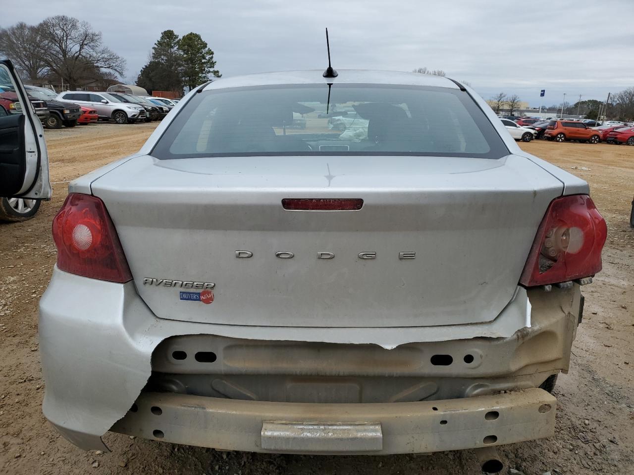 2012 Dodge Avenger Se - Image 6