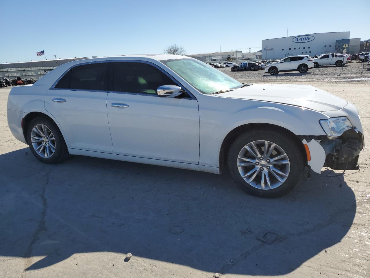 2016 Chrysler 300C - Image 4
