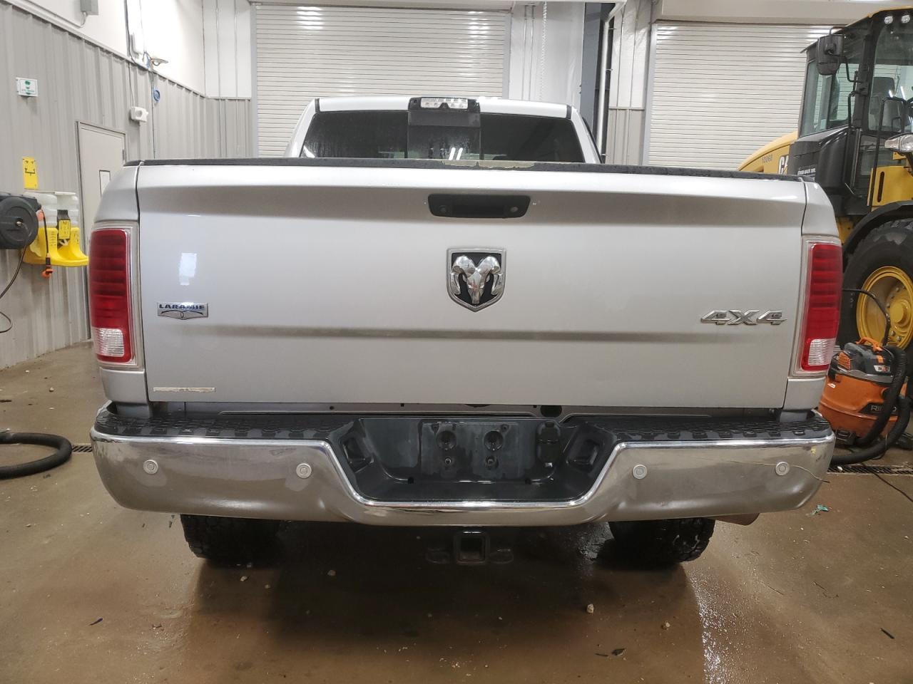 2018 Ram 2500 Laramie - Image 6