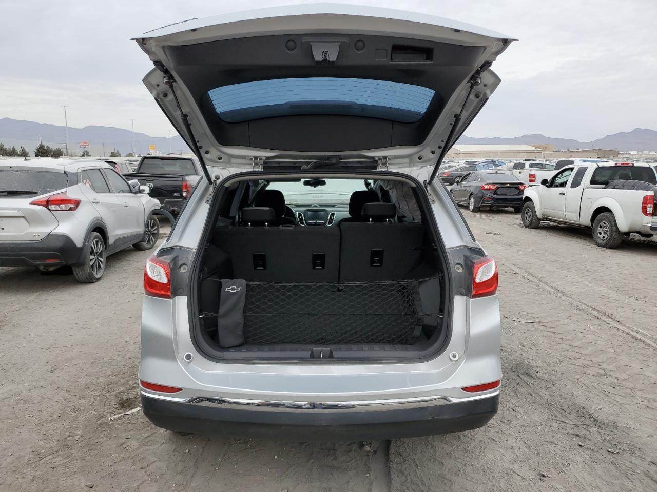 2018 Chevrolet Equinox Ls - Фото 6