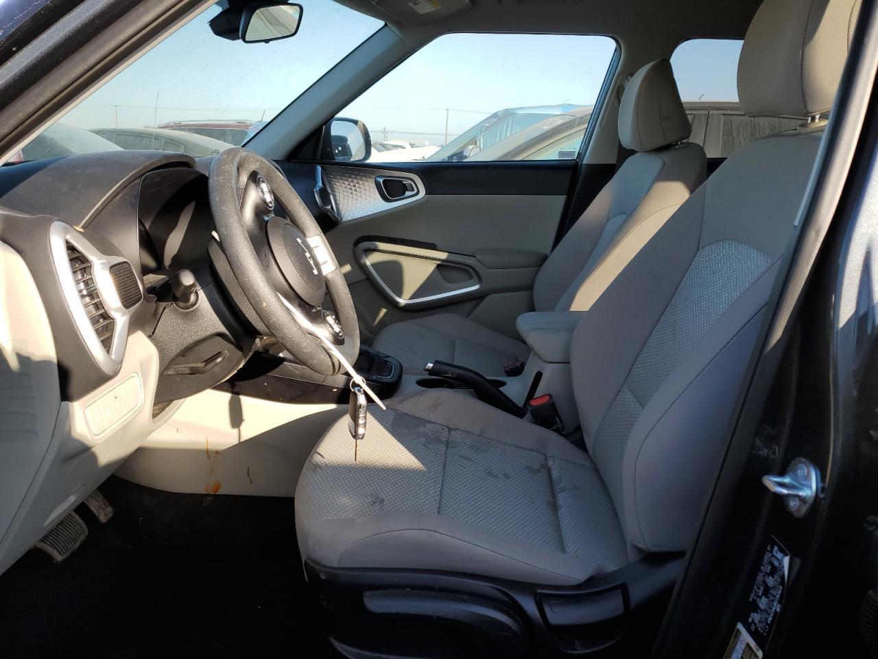 2025 Kia Soul Lx - Image 7